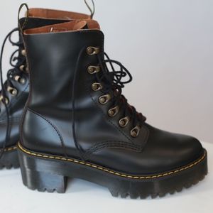 Dr. Martens Leona Size 8
